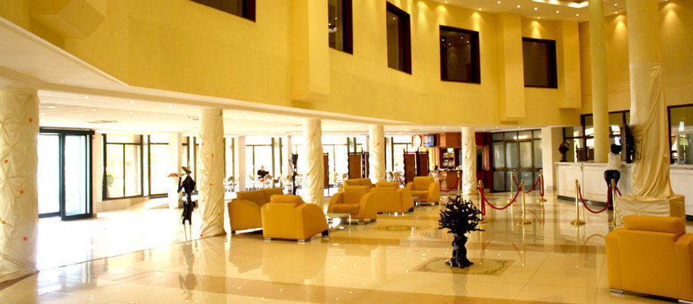 Palace Hotel Ouagadougou Buitenkant foto