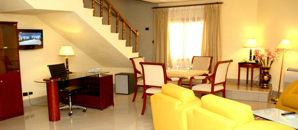 Palace Hotel Ouagadougou Buitenkant foto